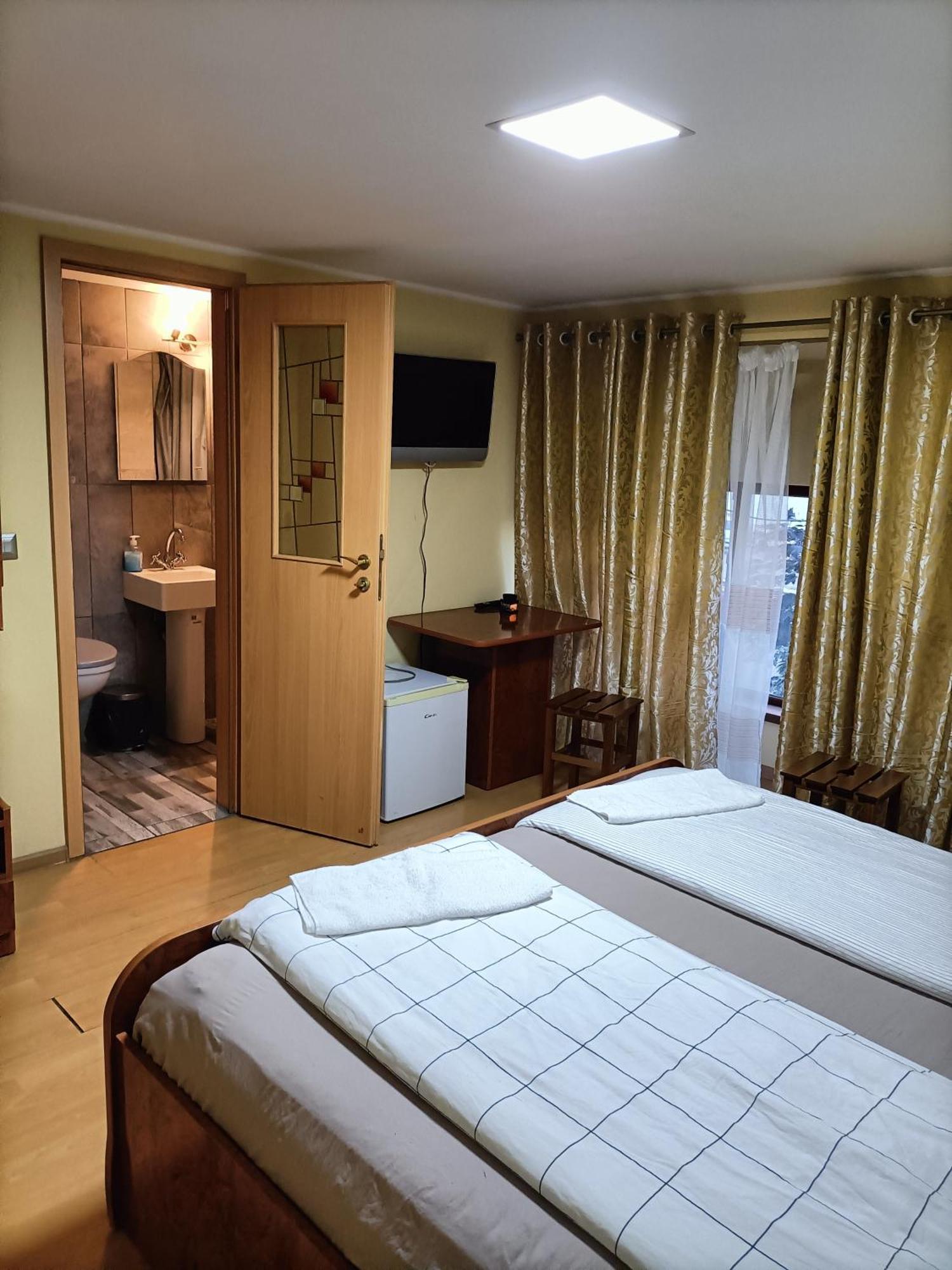 Casa Heidi Hotell Timişoara Eksteriør bilde