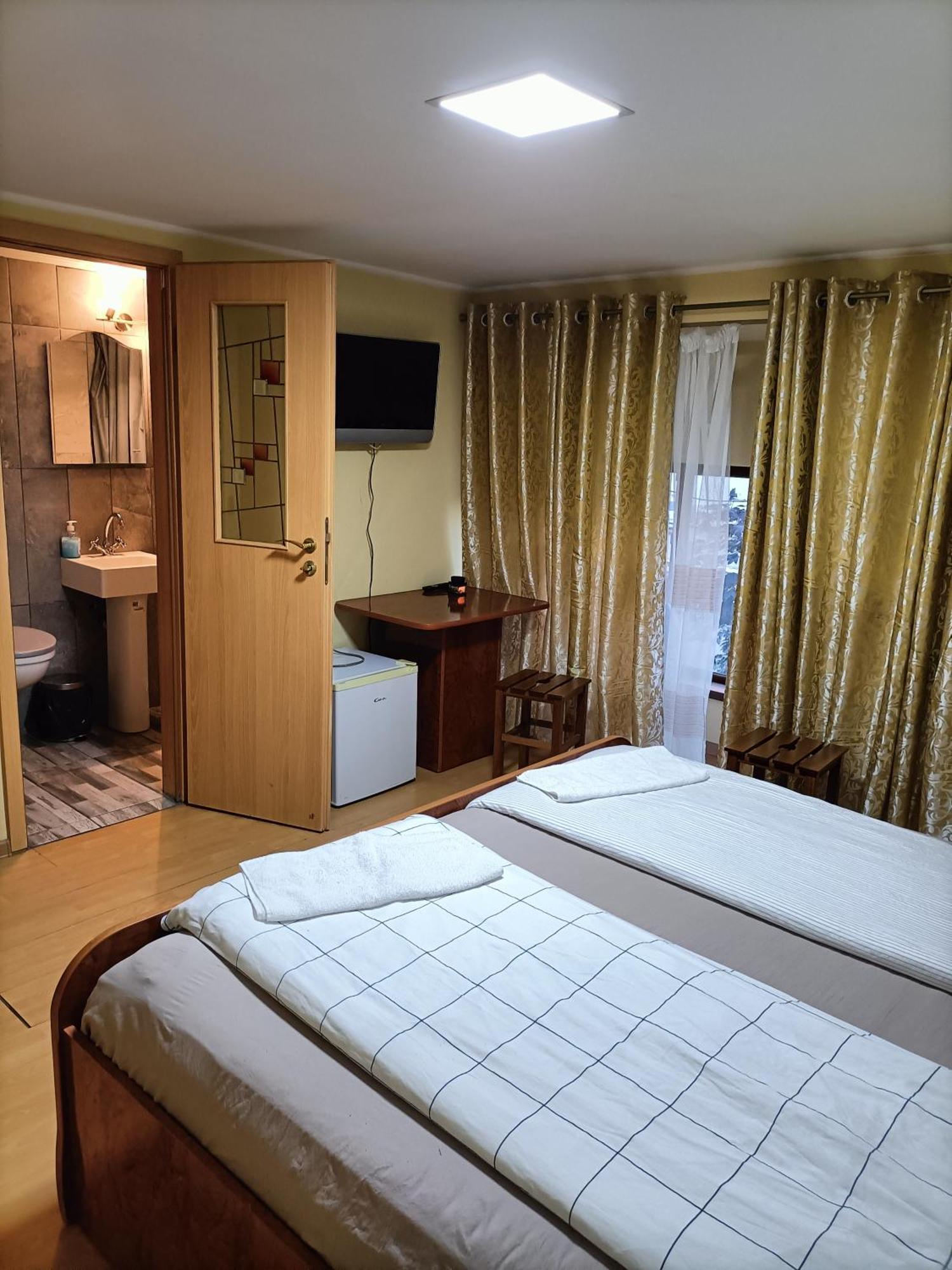 Casa Heidi Hotell Timişoara Eksteriør bilde