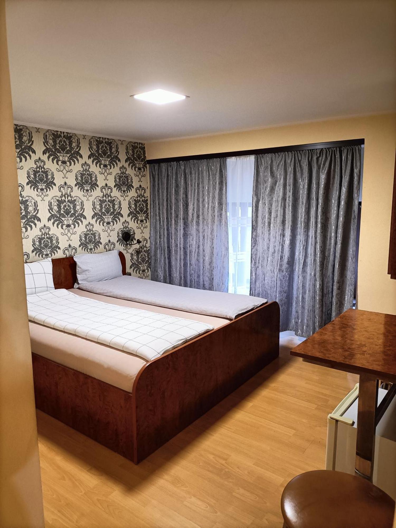 Casa Heidi Hotell Timişoara Eksteriør bilde